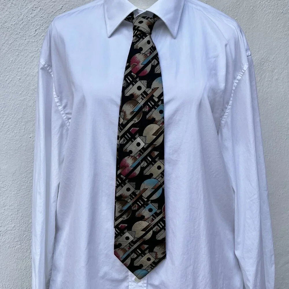 Vintage 80s Maco Matellini 100% Silk Abstract Geometric Print Necktie 55